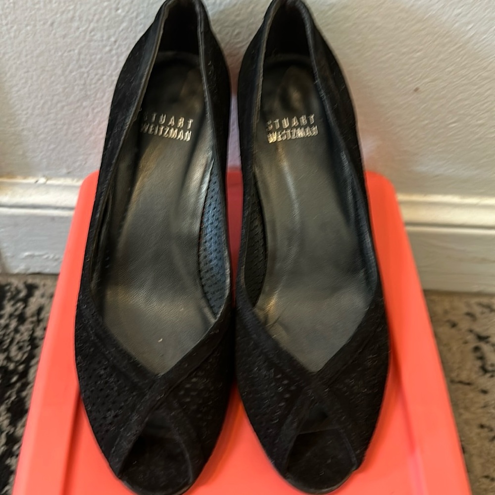 Black ipen toed stuart weitzman suede heels